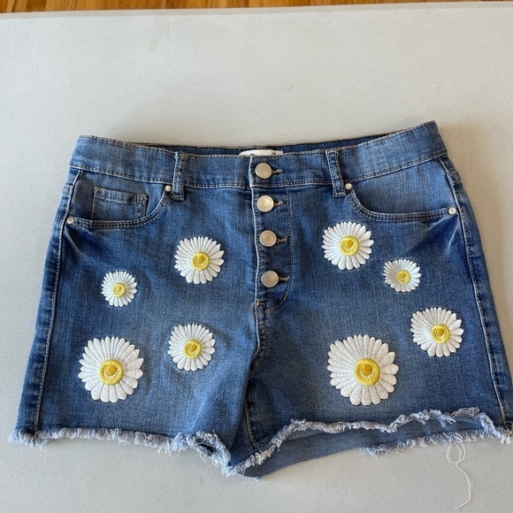 Jordache embroidered flower design adjustable  waist shorts size 16 daisy denim - Picture 11 of 17